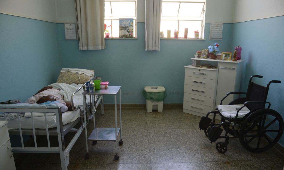 Mundo Pediatria - Justiça concede pensão a filha de ex-interna de colônia de hanseníase